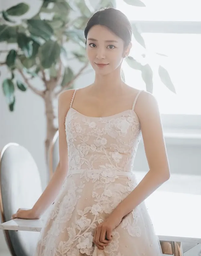 韓国ドラマ『ドクター・シン』キャスト|ソン・ジイン(ヒョン・ランヒ役)