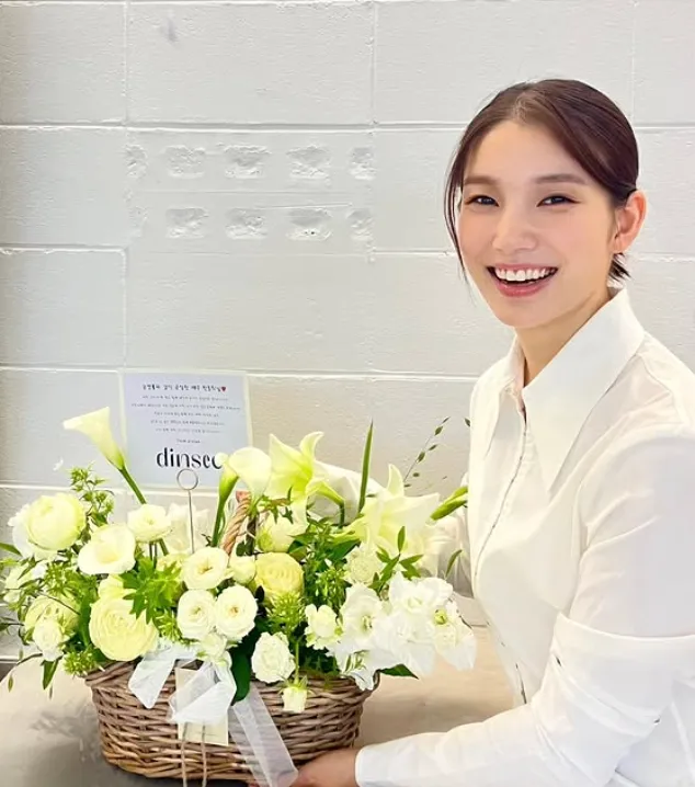 韓国ドラマ『炊事兵、伝説になる』キャスト｜ハン・ドンヒ(チョ・イェリン役)