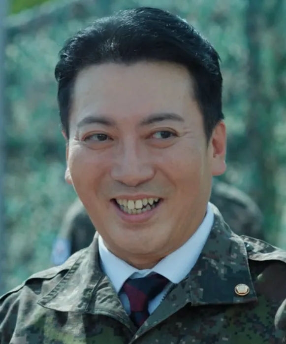 韓国ドラマ『伝説のキッチンソルジャー』キャスト|パク・ミョンフン(カン議員役)