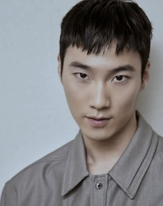 韓国ドラマ『炊事兵、伝説になる』キャスト｜イ・ホンネ(ユン・ドンヒョン役)