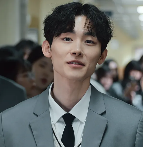 韓国ドラマ『鉄槌教師』キャスト|イ・スンギュ(リュ・ジュニョン役)
