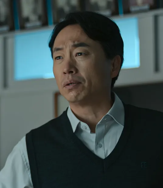韓国ドラマ『鉄槌教師』キャスト|ソン・ノジン(校長役)