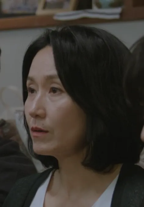 韓国ドラマ『君へダイブ』パク・ミヒョン(チョン・ヨンスク役)