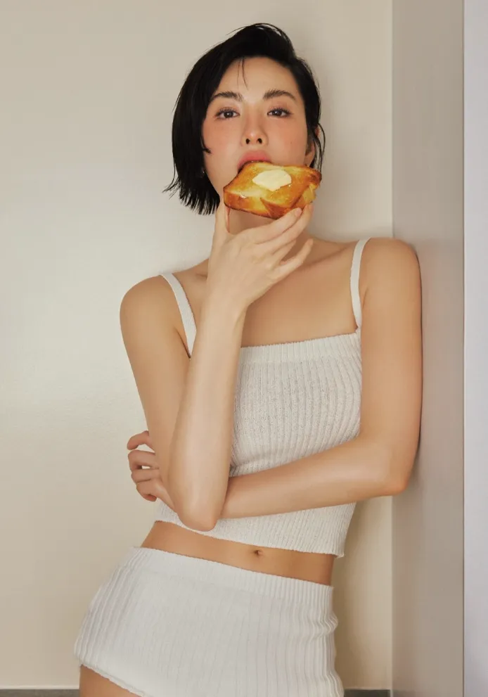 韓国女優ナナ