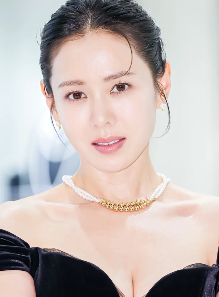 韓国女優ソン・イェジン